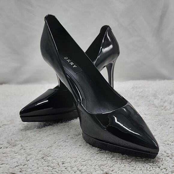 DKNY LEXIE POINTED TOE CLASSIC PUMP BLACK PATENT LEATHER LADIES SIZE 6 GUC - Picture 15 of 16